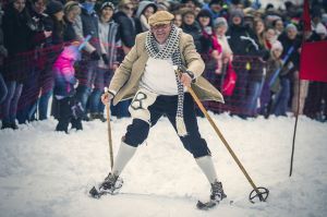 zawody o wielkanocne jajo im krystyny bochunek, kalatowki, stary sprzet, fot adam brzoza,