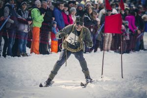 zawody o wielkanocne jajo im krystyny bochunek, kalatowki, stary sprzet, fot adam brzoza,