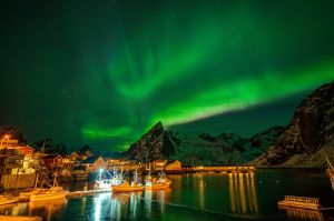 , norwegia, fot adam brzoza, zorza polarna, aurora, lofoty, hamnoy, reine,