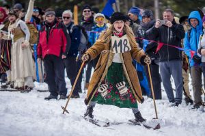 zawody o wielkanocne jajo im krystyny bochunek, kalatowki, stary sprzet, fot adam brzoza,