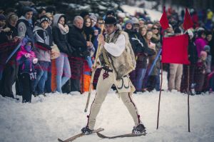 zawody o wielkanocne jajo im krystyny bochunek, kalatowki, stary sprzet, fot adam brzoza,