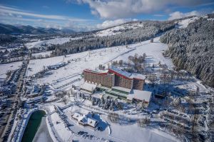 fot adam brzoza, lotnicza, hexacopter, zakopane, szymaszkowa, wyciag, hotel mercure kasprowy