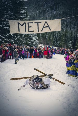 zawody o wielkanocne jajo im krystyny bochunek, kalatowki, stary sprzet, fot adam brzoza,